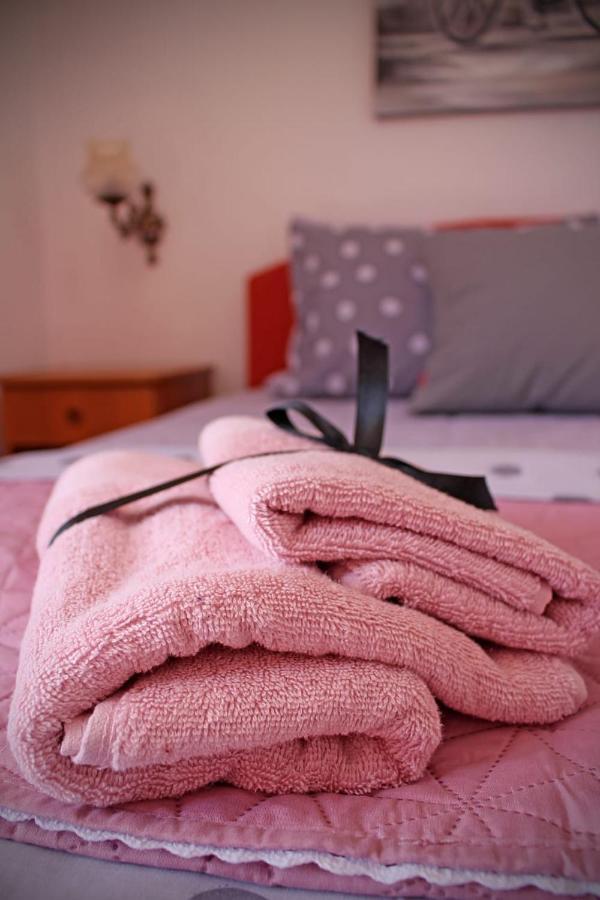 Apartments Gabriela ดริเวนิก ภายนอก รูปภาพ