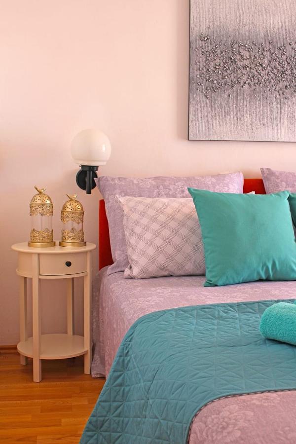 Apartments Gabriela ดริเวนิก ภายนอก รูปภาพ