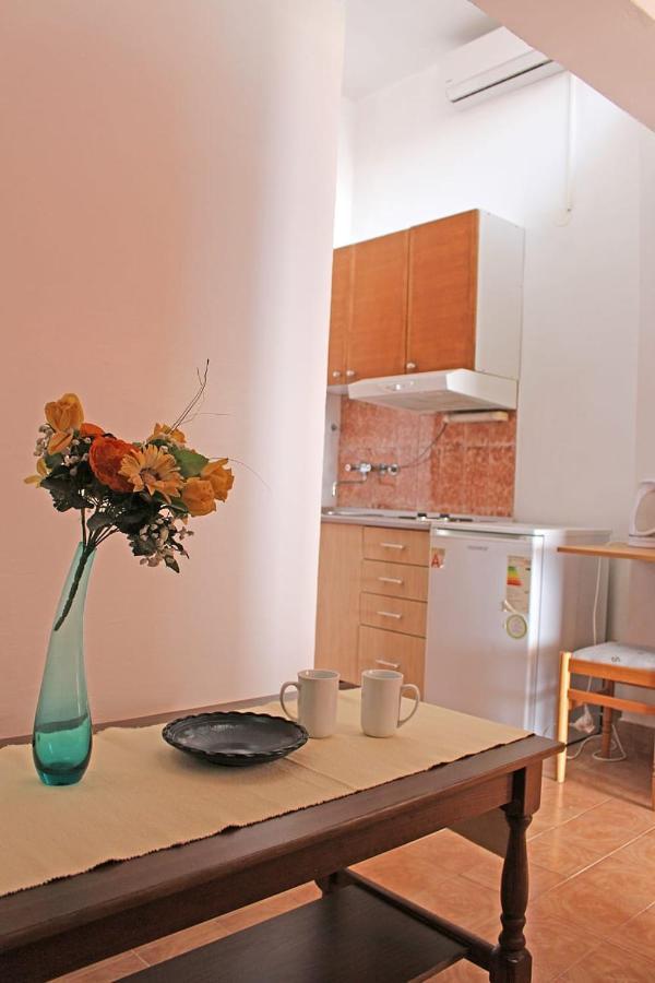 Apartments Gabriela ดริเวนิก ภายนอก รูปภาพ